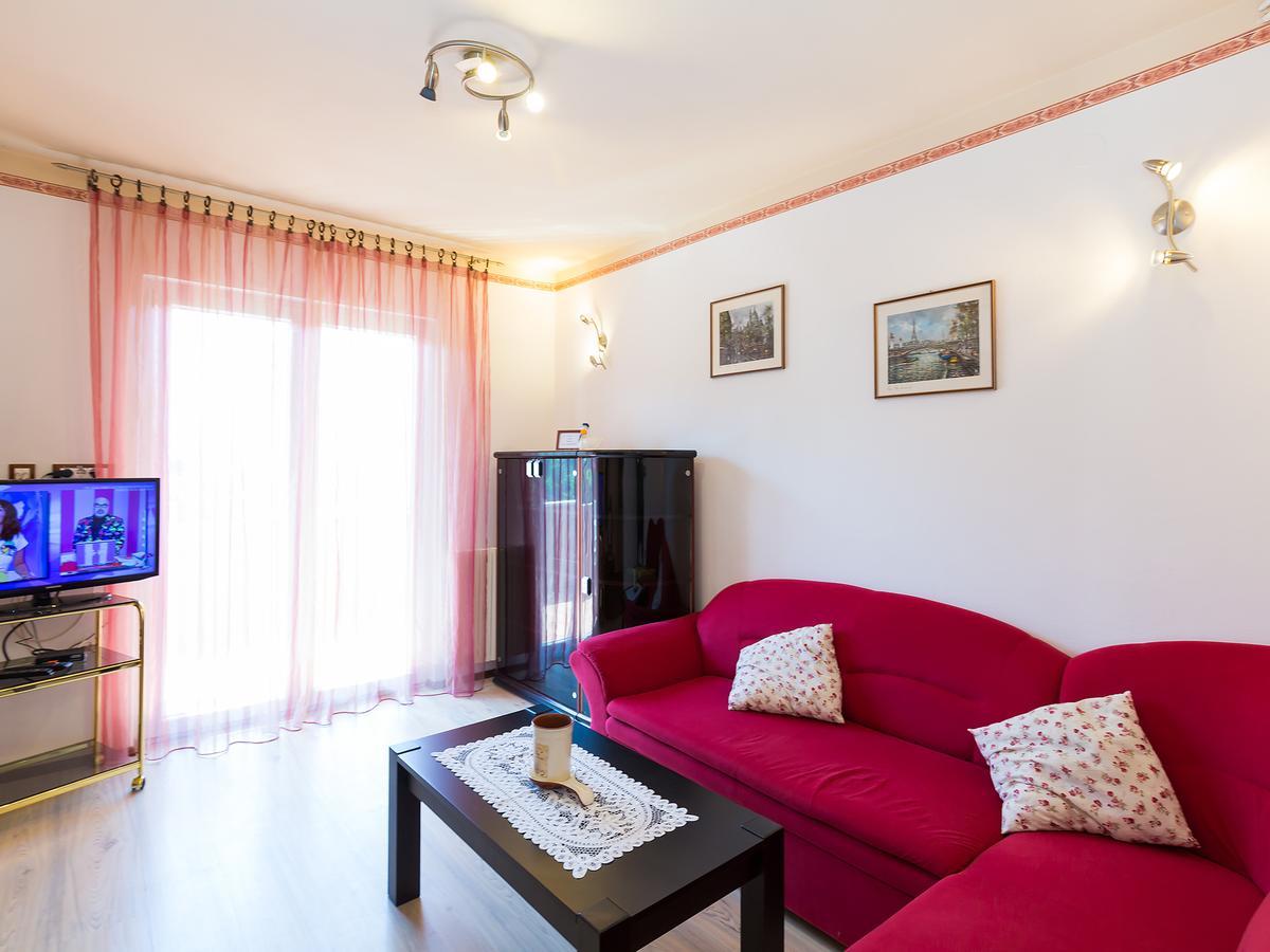 Apartment Nerina Porec Exterior photo